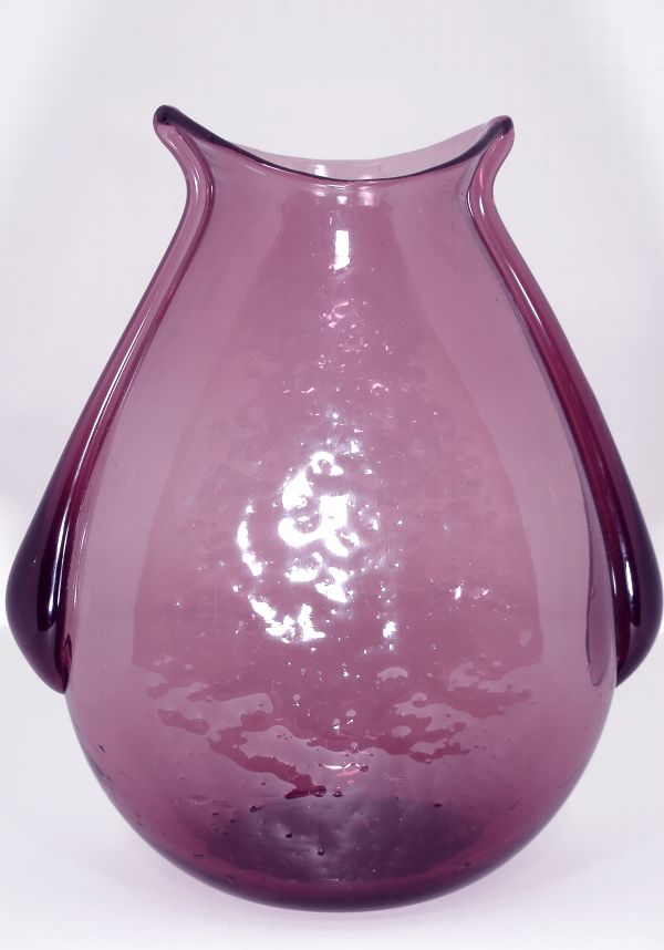 Blenko #535 Pouch or finned vase