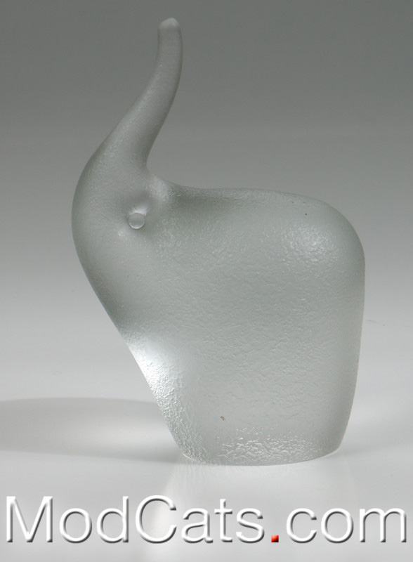Mod Kristaluxus Glass Elephant
