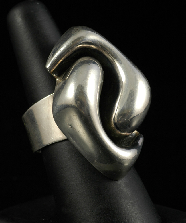 Sterling biomorphic ring